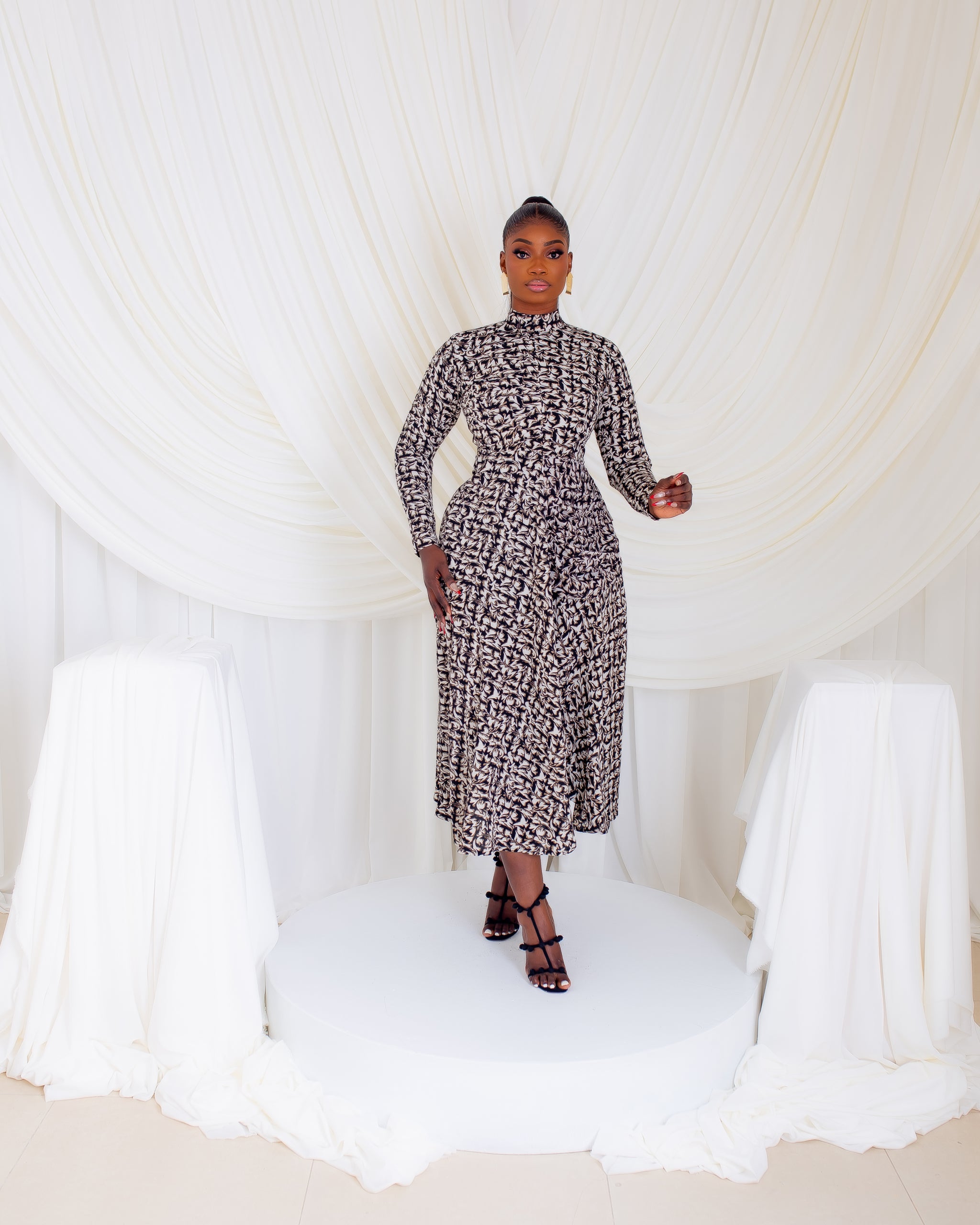 Hazel Dress (Ivory Maze)