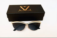 Loren Sunglasses(Onyx Black)