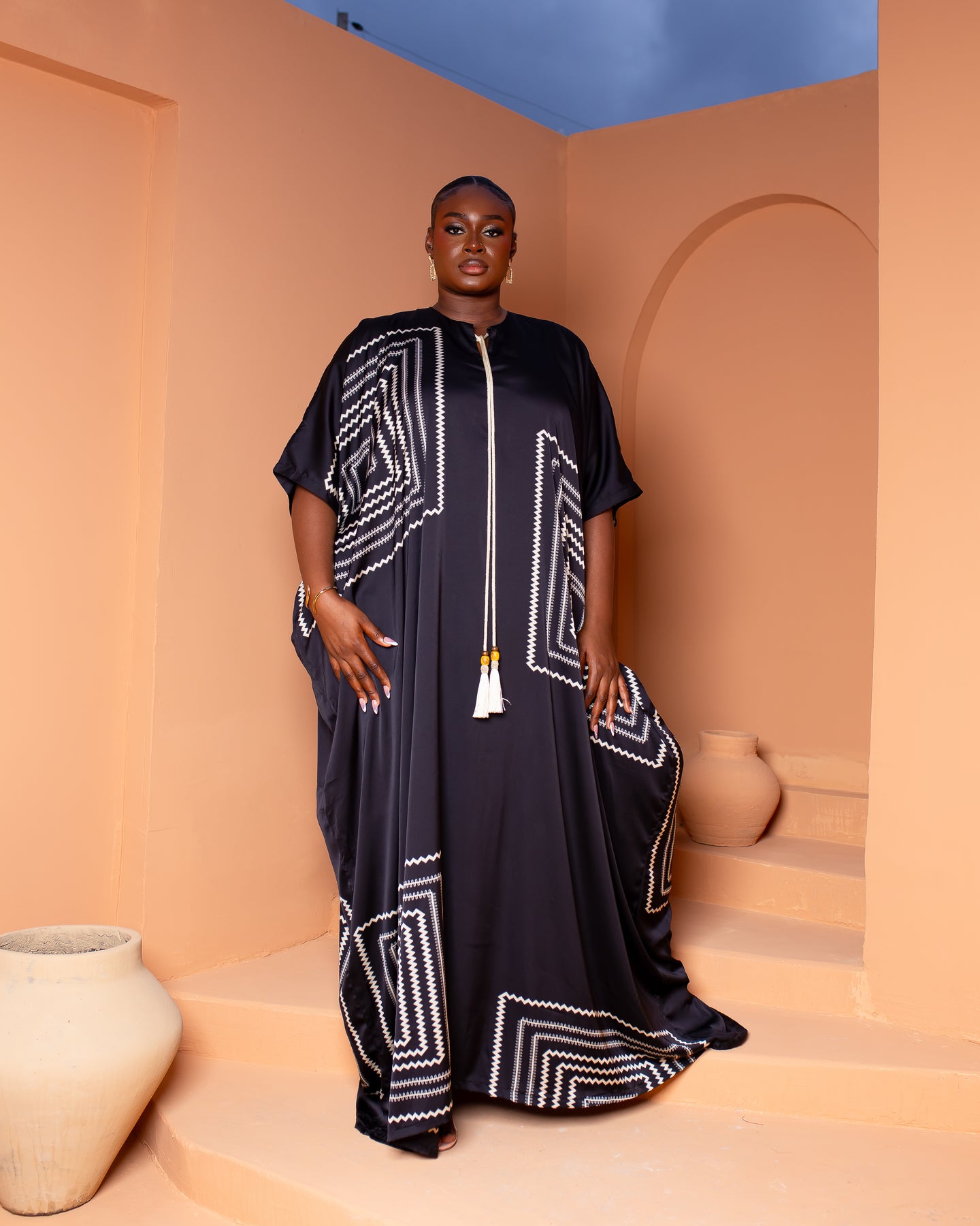 Tassle Silk Bubu ( Noir Geometry)